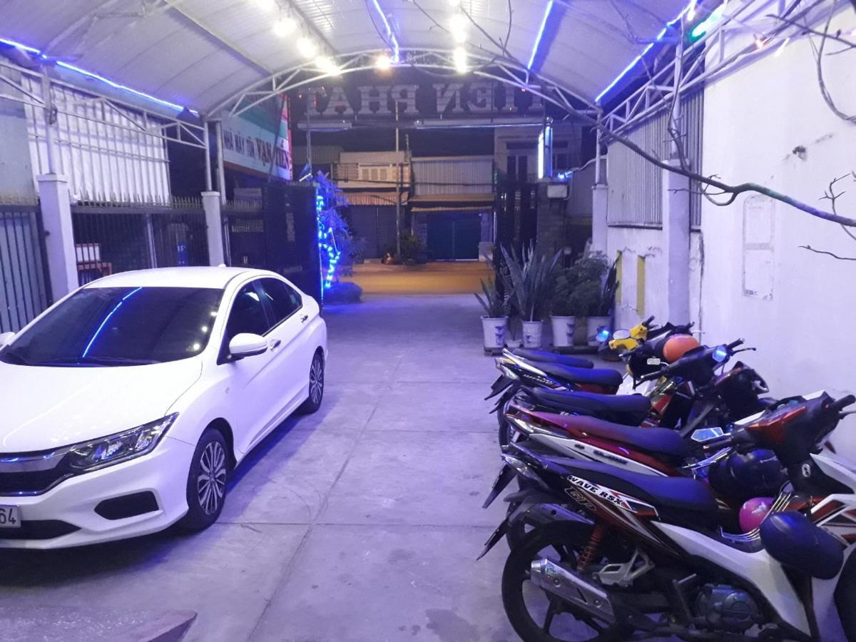 Khach San Tien Phat Cà Mau 外观 照片
